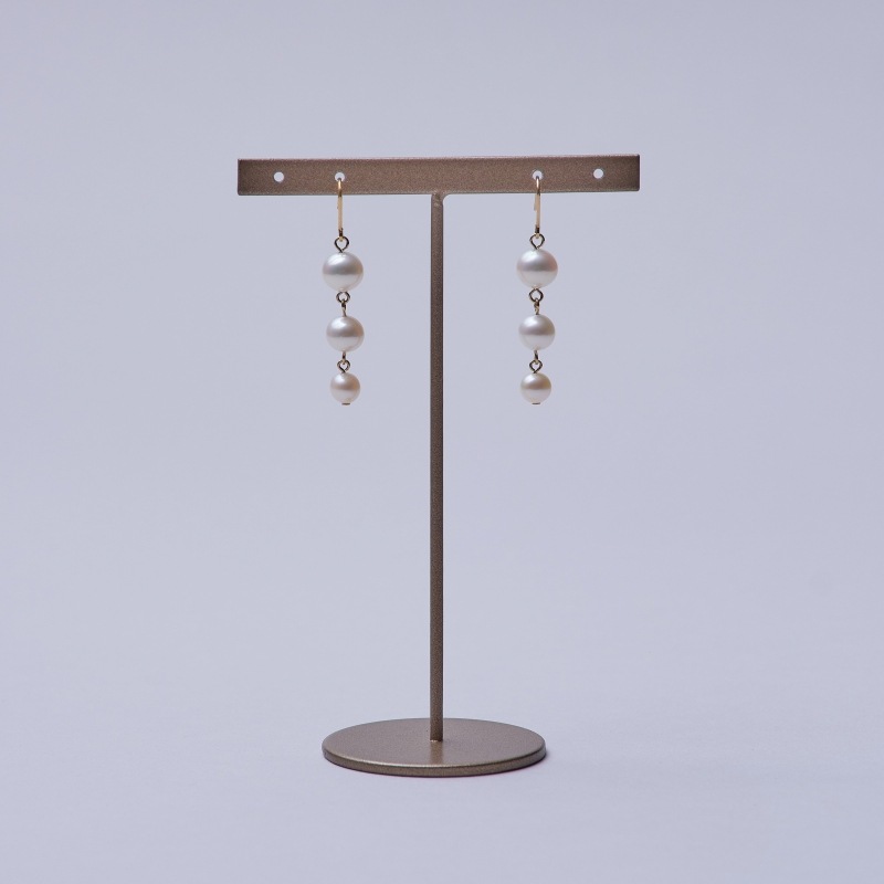 Bella(ベラ)　淡水パールホワイトグラデーションピアス