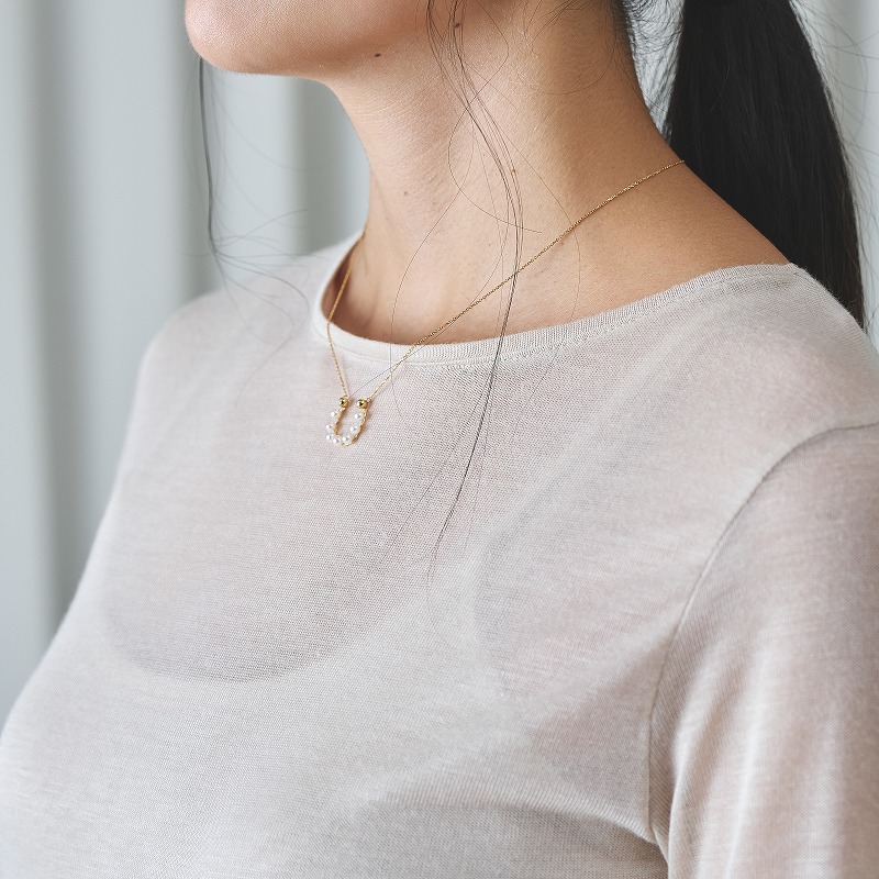 Leonis(レオニス)　アコヤパール・ダイヤモンドU字ペンダントネックレス