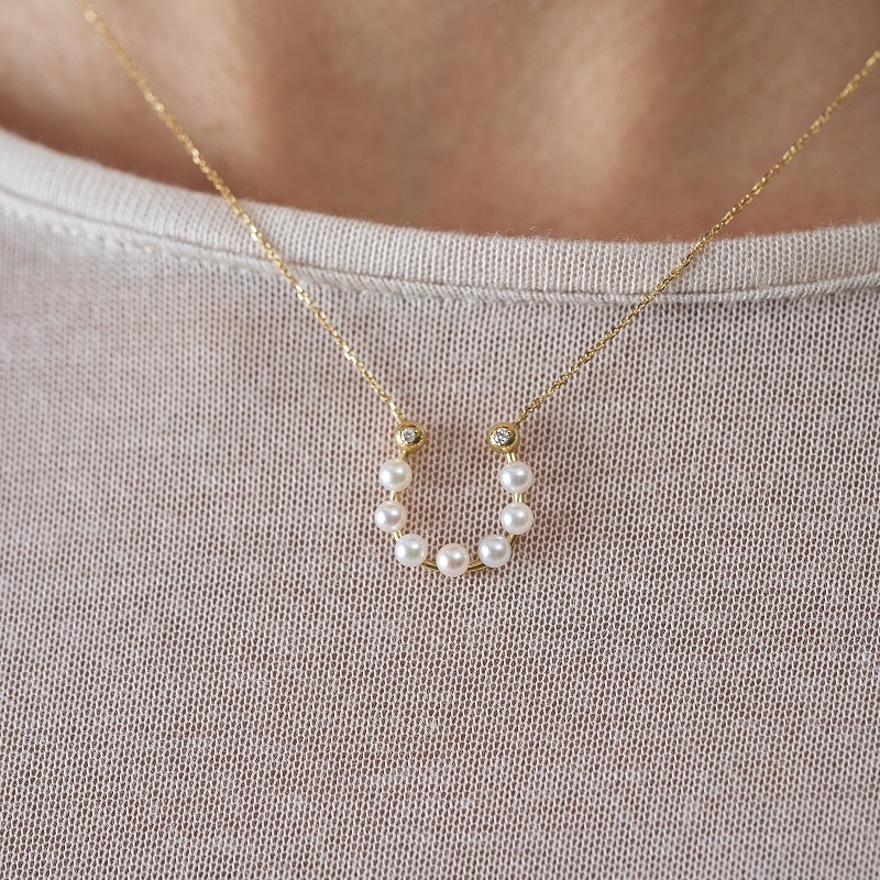 Leonis(レオニス)　アコヤパール・ダイヤモンドU字ペンダントネックレス