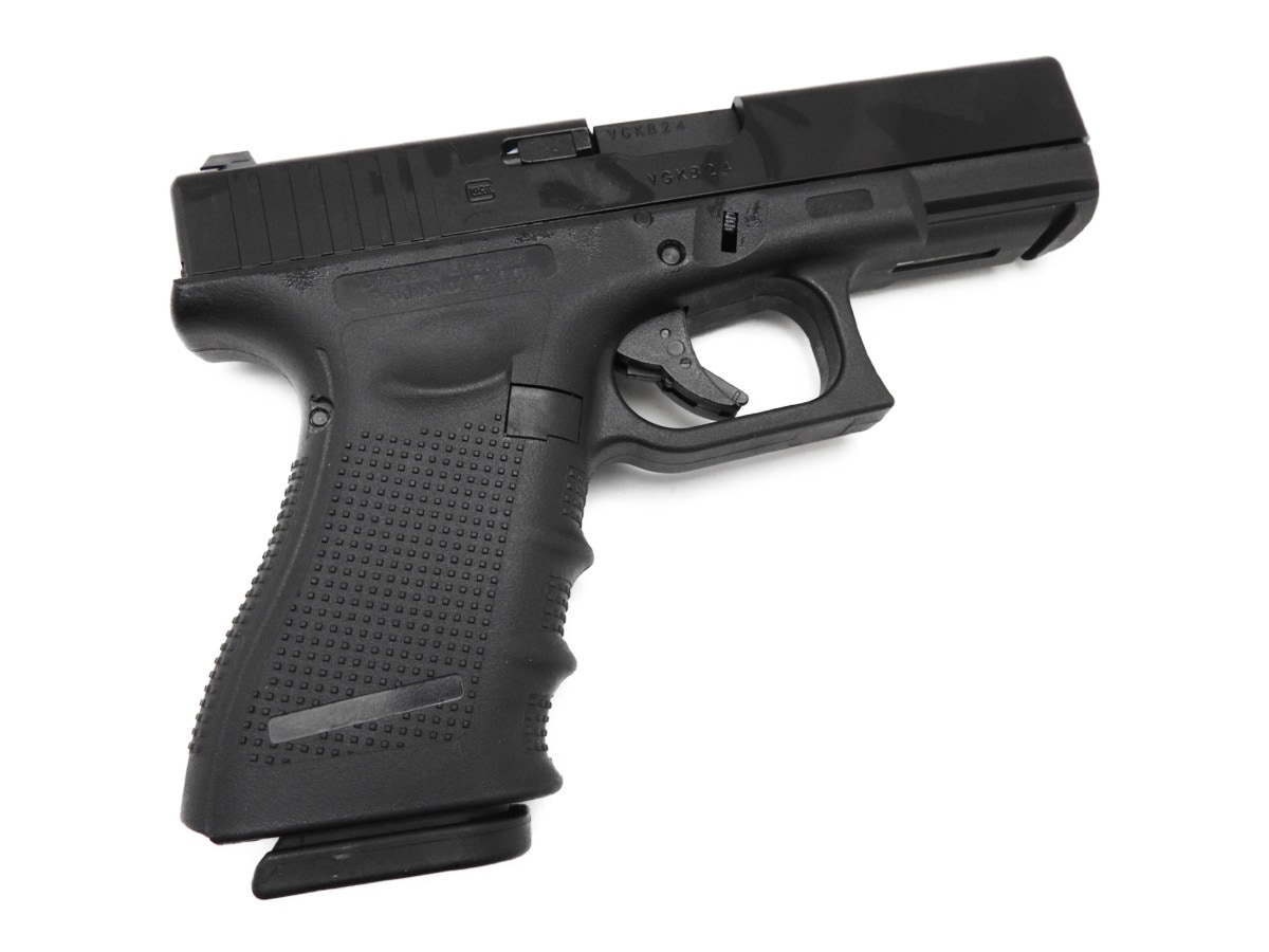 ���ޥ�å���  UMAREX  �������� G19 �����å�19 Gen4 ���饳���� �֥�å� GBB �饤������ �����֥����Хå� 18�аʾ� (4000844733771)