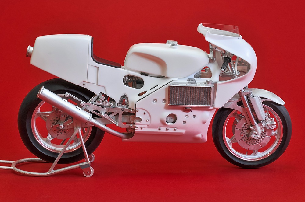 モデルファクトリーヒロ MFH 1/9 ホンダ NSR500 NR1 フルディティールキット