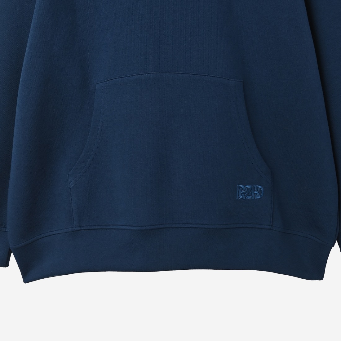 ��ReZARD��Studs Hoodie