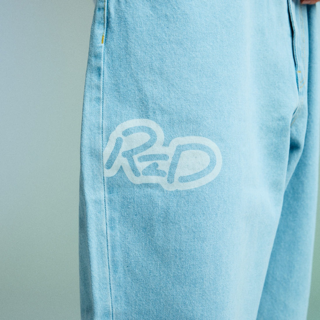 ReZARD  Masato YamaguchiSpray Logo Wide Denim Pants