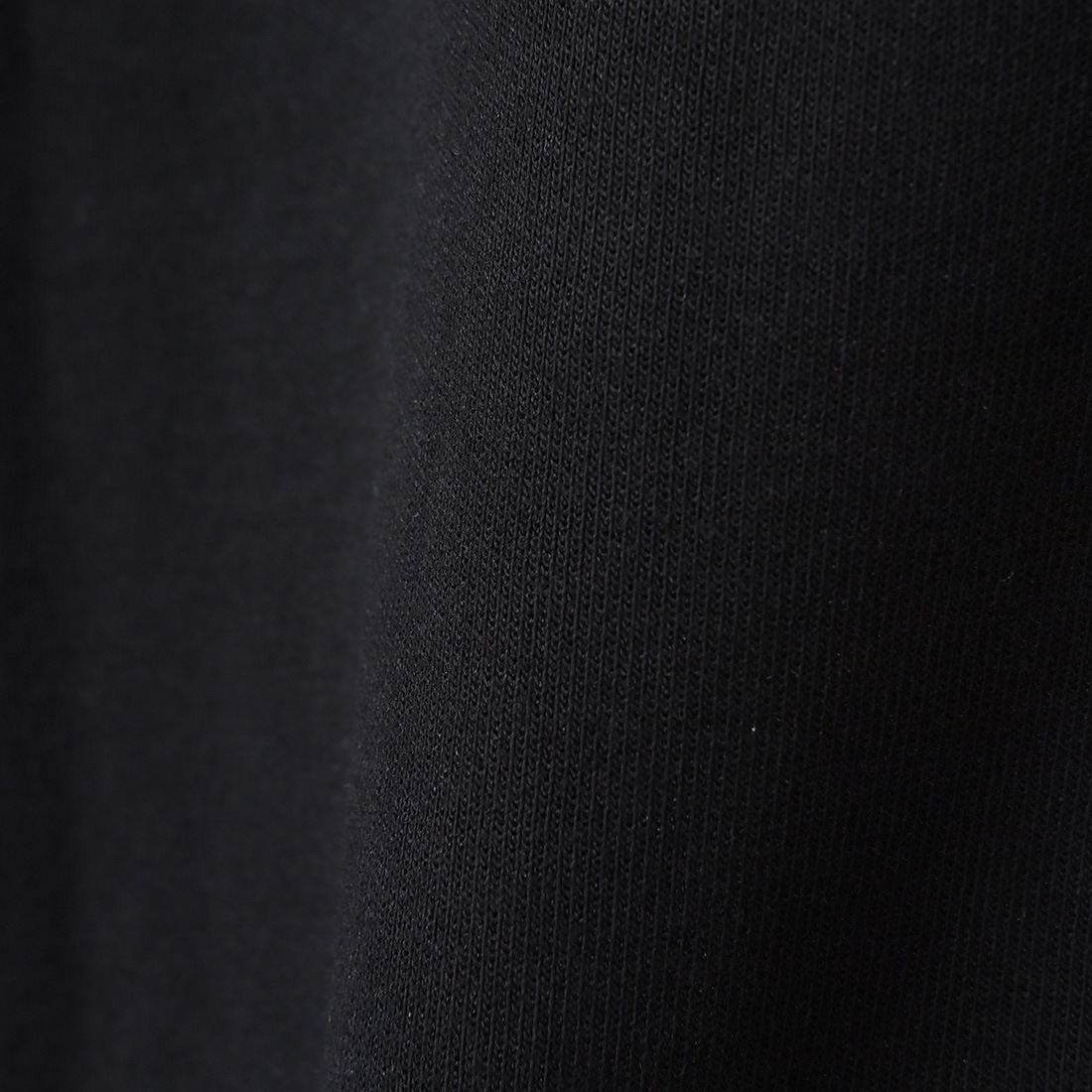 ��ReZARD��Emboss Logo Hoodie