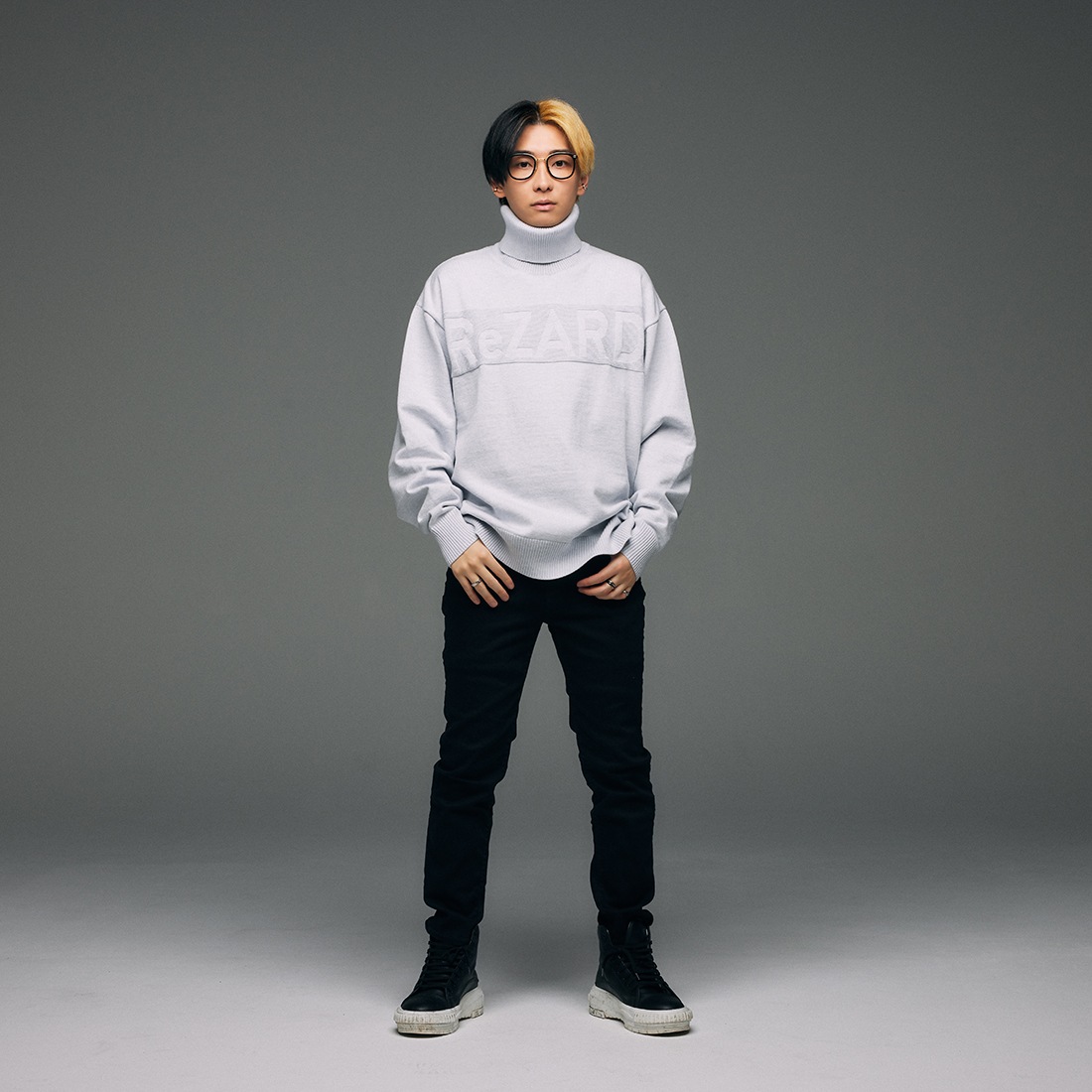 ReZARD】Logo Turtle Neck Sweater