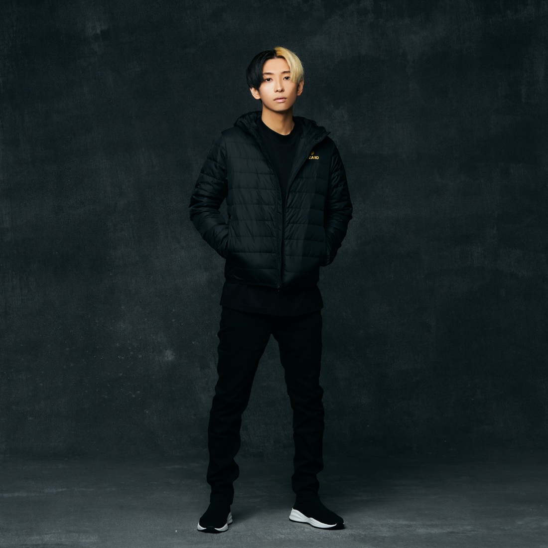 【ReZARD】Logo Printed Down Hooded Blouson