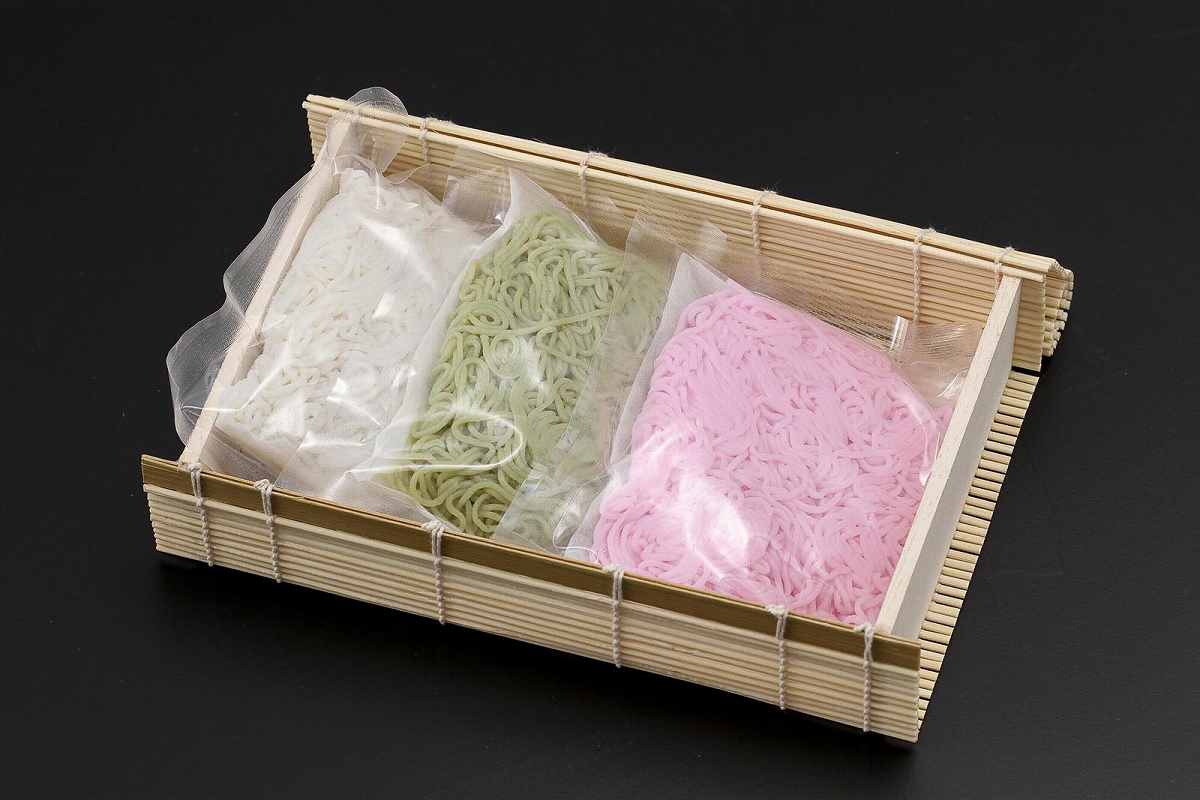 魚そうめん　３００ｇ　（毎週　火・金のみ出荷）