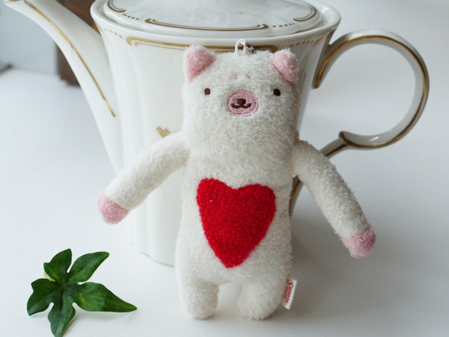 かわいいものが好き♥ フモフモさん ハートニコラ （赤・L） 可愛い癒しのぬいぐるみ