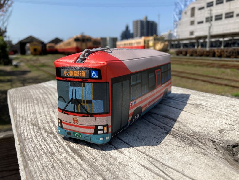 小湊鐵道オリジナル　車両型ペンケース