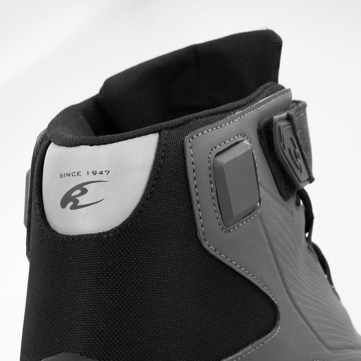 BK-088 �����������ץ롼�ե饤�ǥ��󥰥��塼��