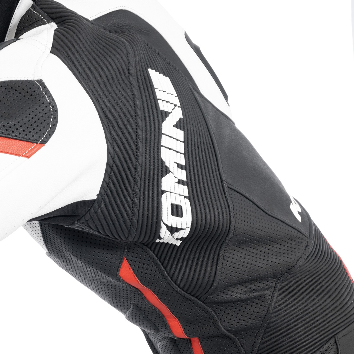 S-56 �졼���󥰥쥶��������