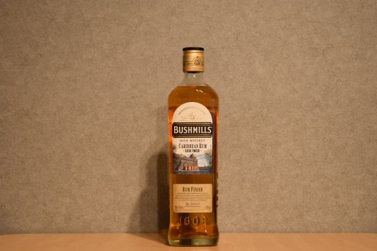 ◆ ブッシュミルズ  カリビアンラムフィニシュ  並行品  700ml  ◆