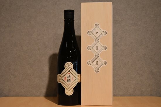 ◆ 東鶴 結晴 純米大吟醸 愛山 木箱入り 1800ml  ◆