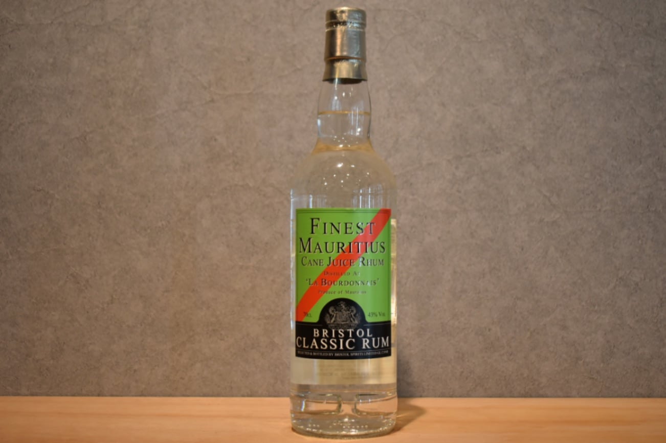 ◆ モーリシャス ホワイトラム クラシック・ラム 正規品 43% 700ml ◆