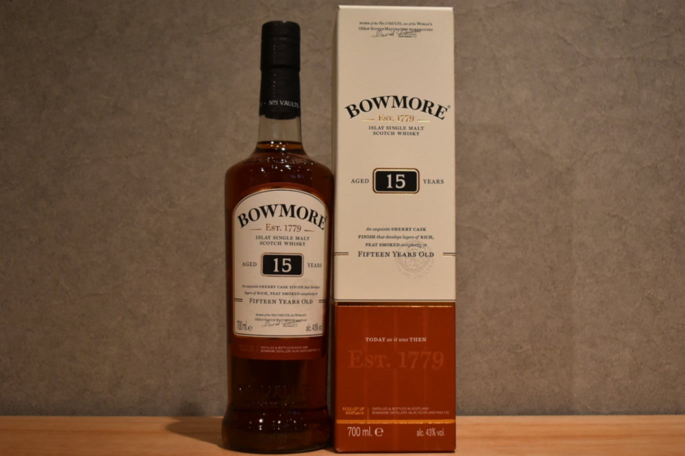 ボウモア15年 正規品 43.0% 700ml｜こみや酒店 ONLINE STORE