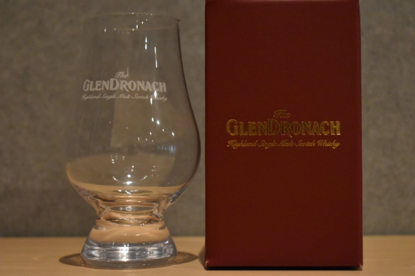 ◆ The GlenDronach nosing glass ◆