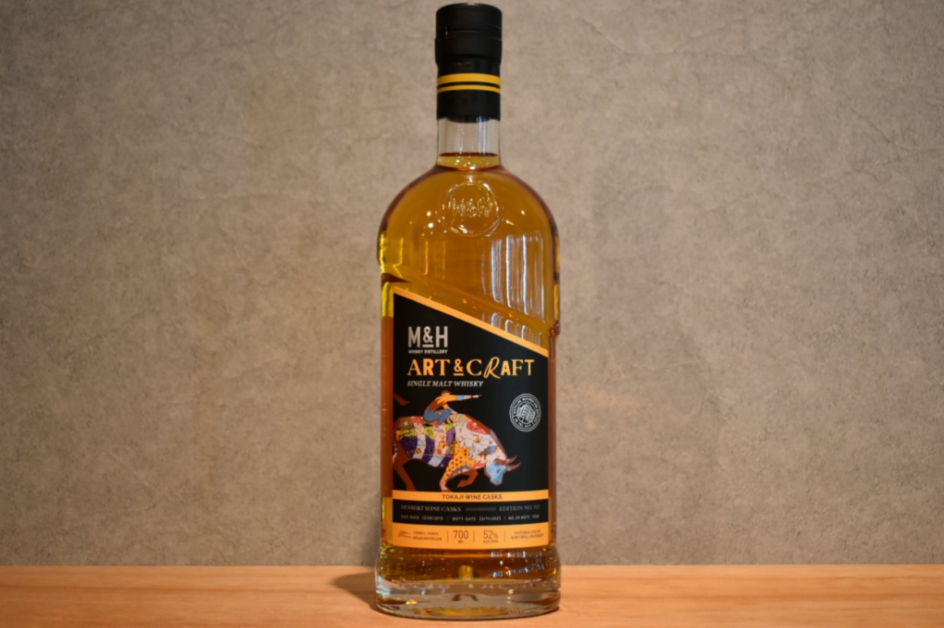 ◆ M&H アート&クラフト トカイワイン 正規品 52.0% 700ml ◆