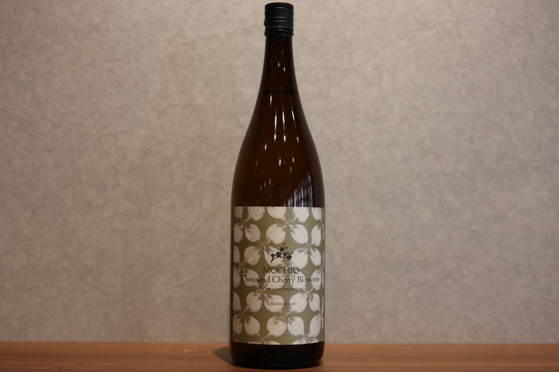◆ 柳田酒造 MOCHIO Thousand Cherry Blossoms KOGANESENGAN 2025 芋 25度 1800ml ◆