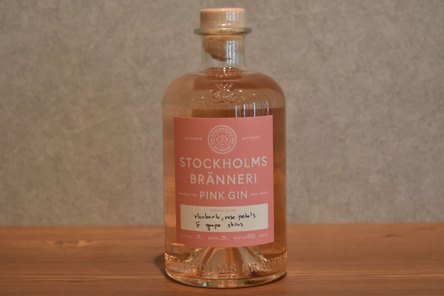 ◆ ストックホルム ブランネリ ピンク ジン 並行品 40.0% 500ml ◆