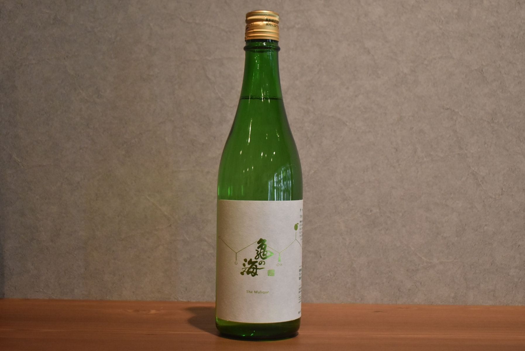 ◆ 亀の海 The Malique 720ml ◆