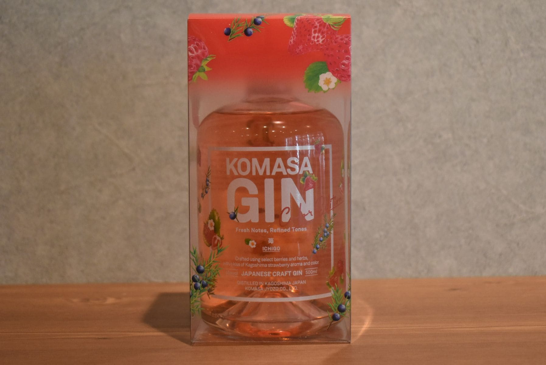 ◆ KOMASA GIN -苺- Color Edition 40.0% 500ml ◆