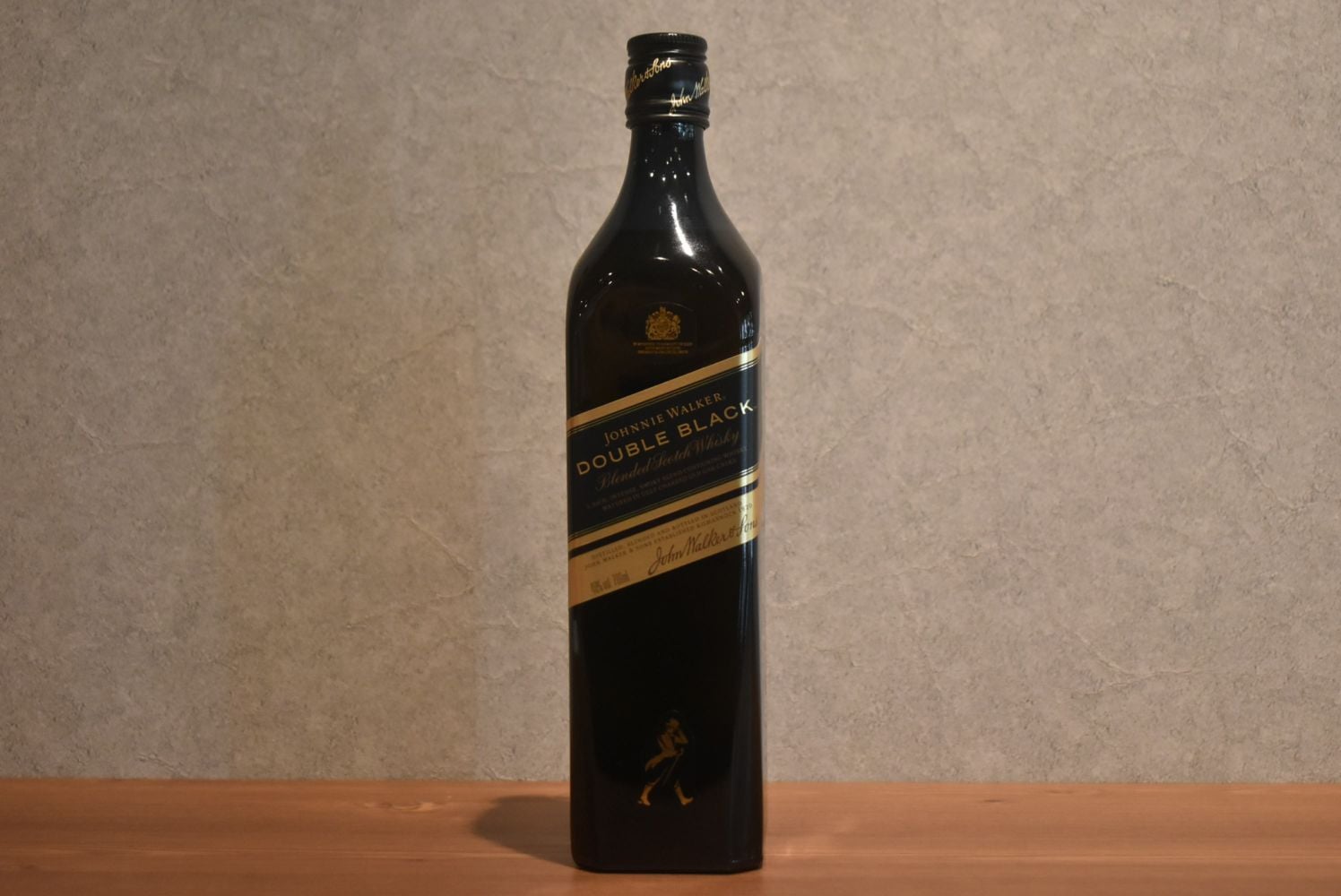 ジョニー・ウォーカー 4本セット ユキ限定 10/19 P+3％ 送料無料 ジョニーウォーカー 限定ボトル 3本セット