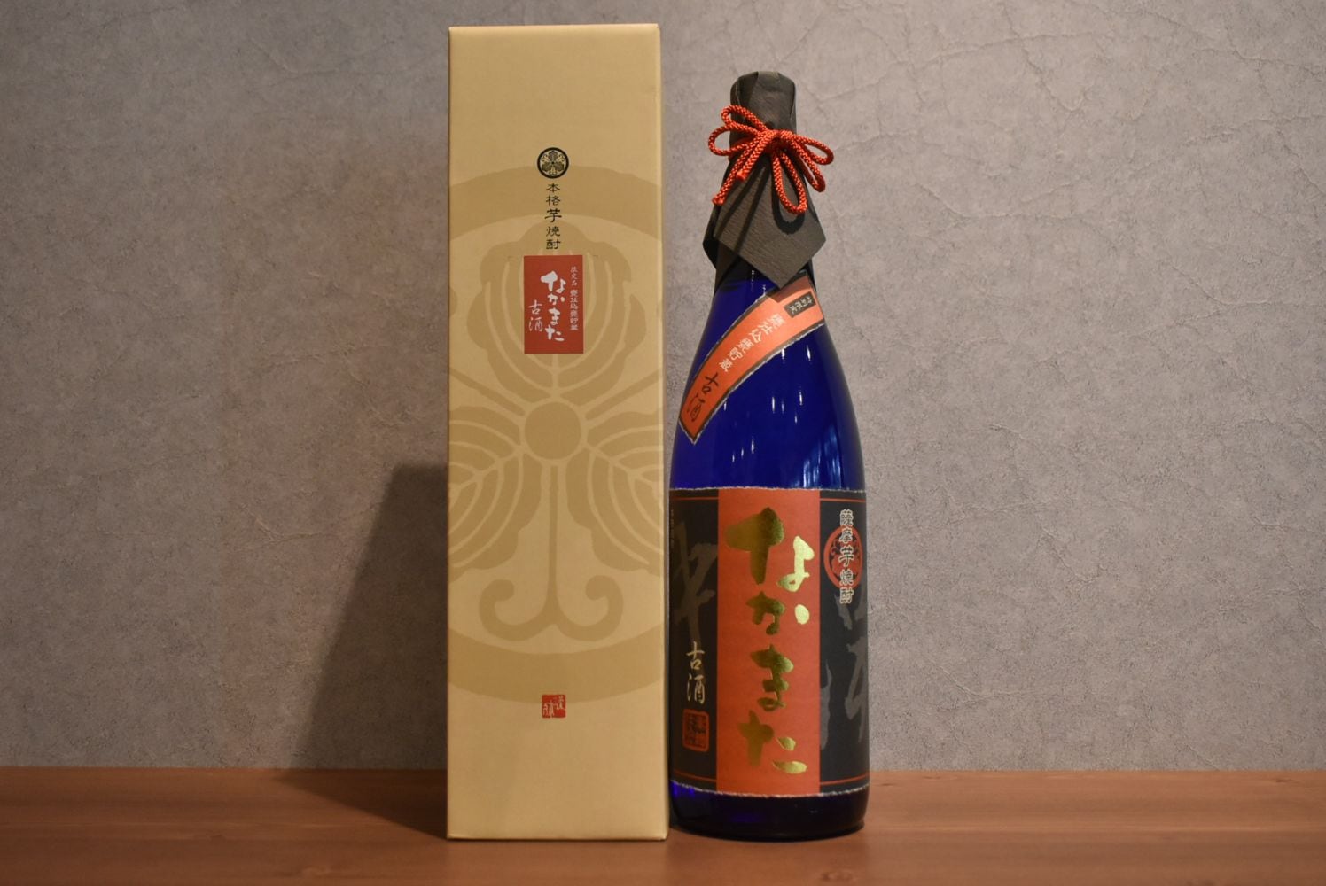 ◆ 中俣酒造 古酒 甕壺貯蔵 なかまた 箱入り 芋 25度 1800ml ◆