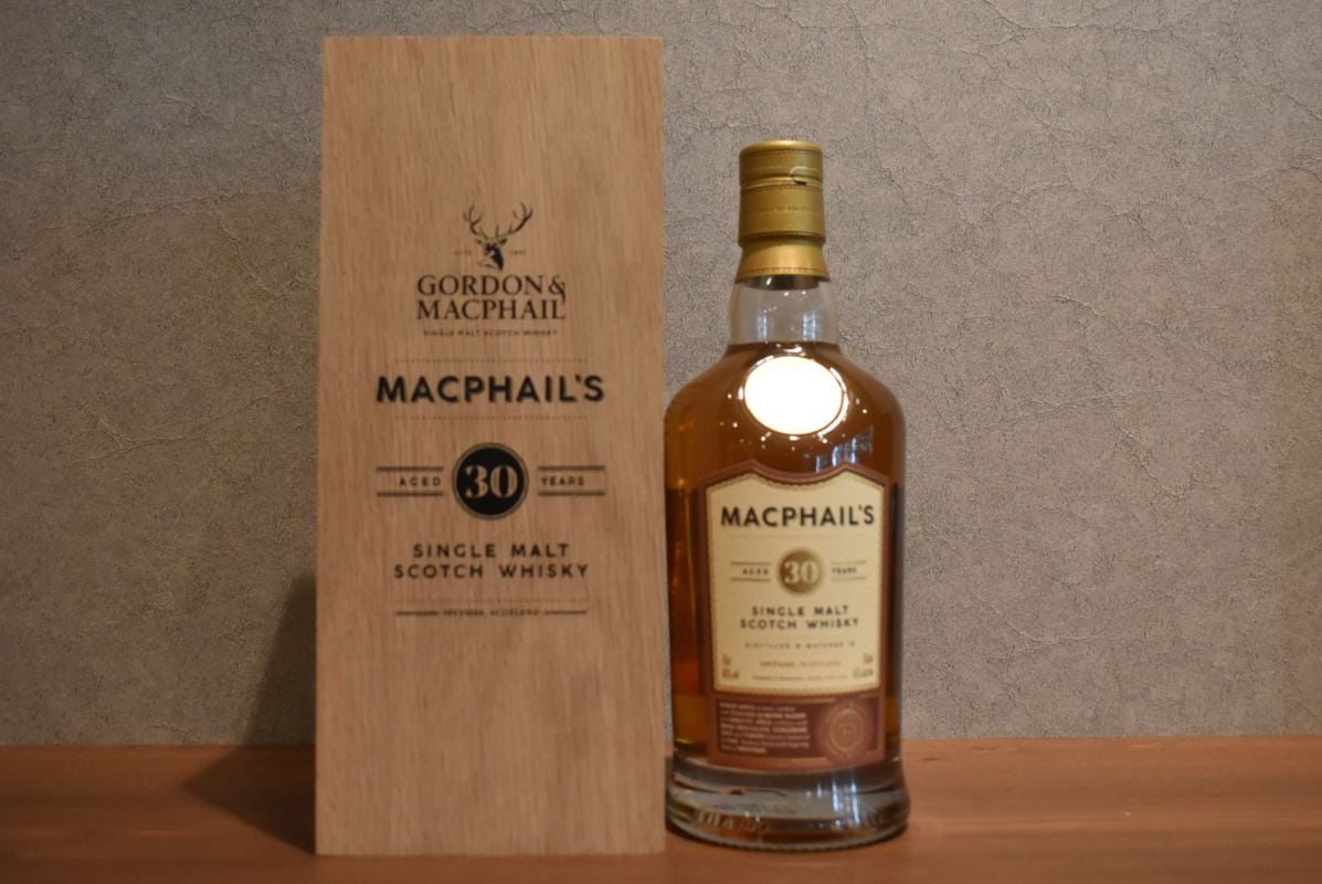 ゴードン&マクファイル　マクファイルズ30年　新品未開栓 マクファイルズ 30年 ゴードン＆マクファイル 正規品 46.0% 700ml