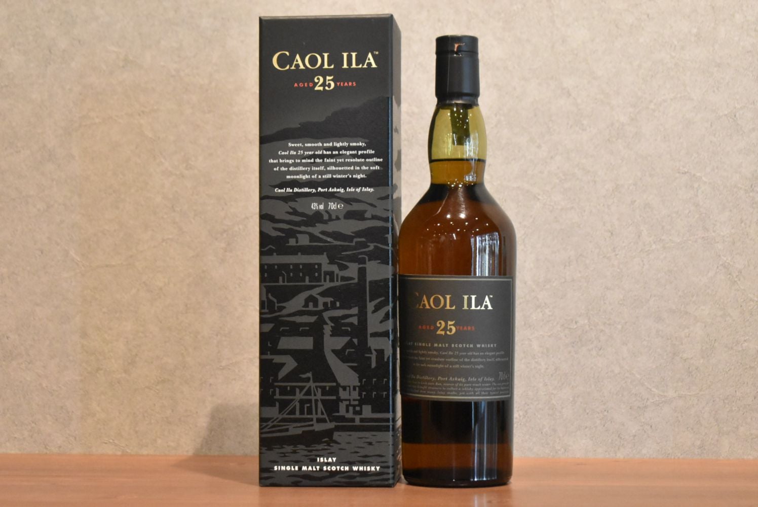 ◆ カリラ25年 正規品 43.0% 700ml ◆