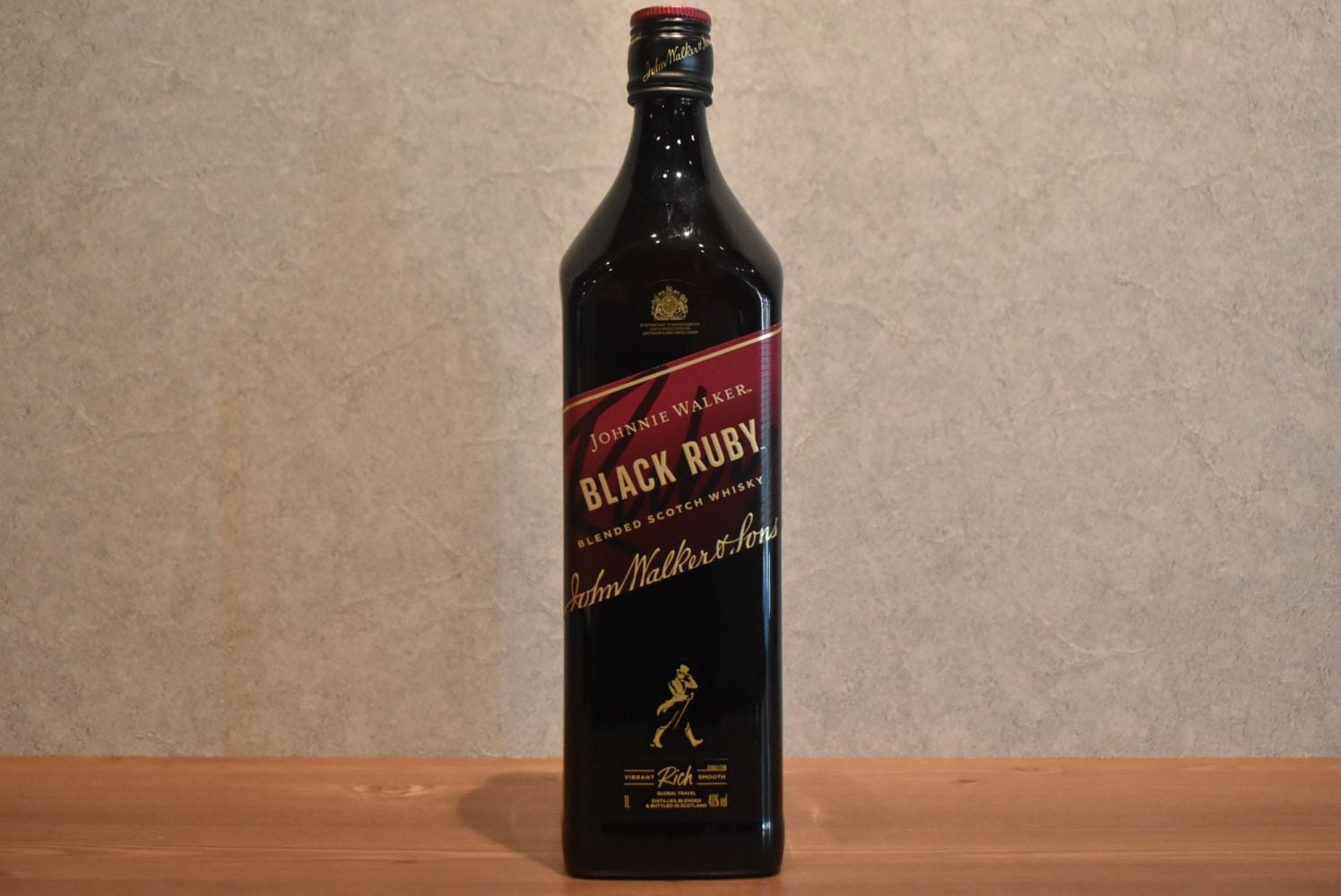 ◆ ジョニーウォーカー ブラックルビー 並行品 40.0% 1000ml ◆