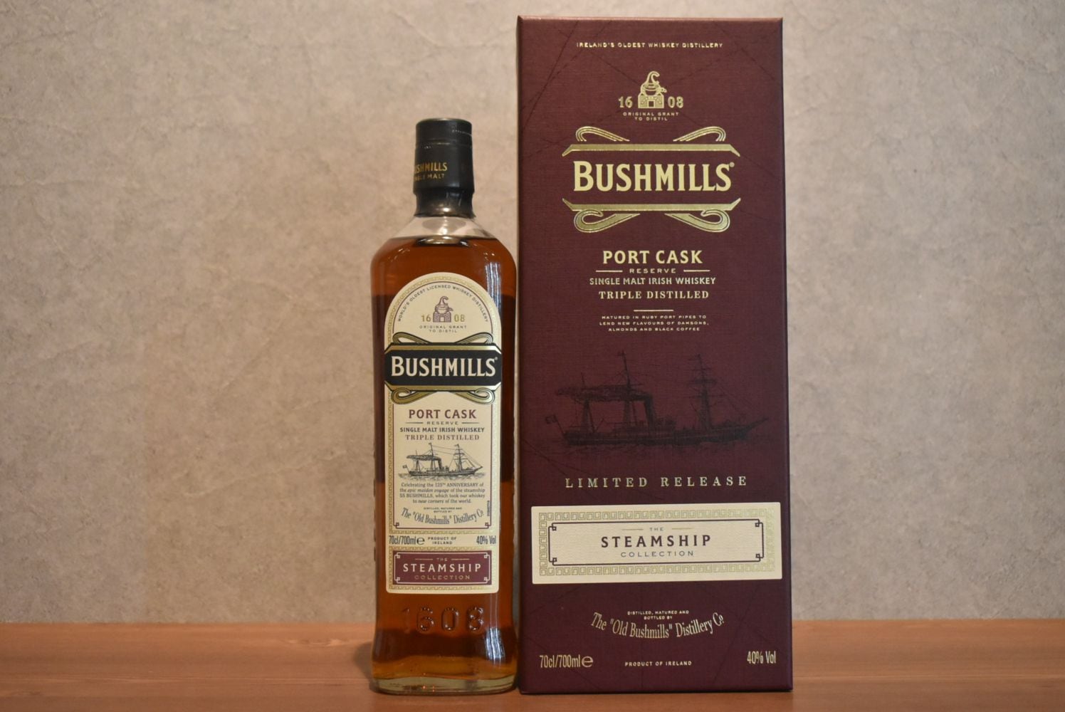 ◆ ブッシュミルズ スチームシップ ポートカスク 並行品 40.0％ 700ml ◆