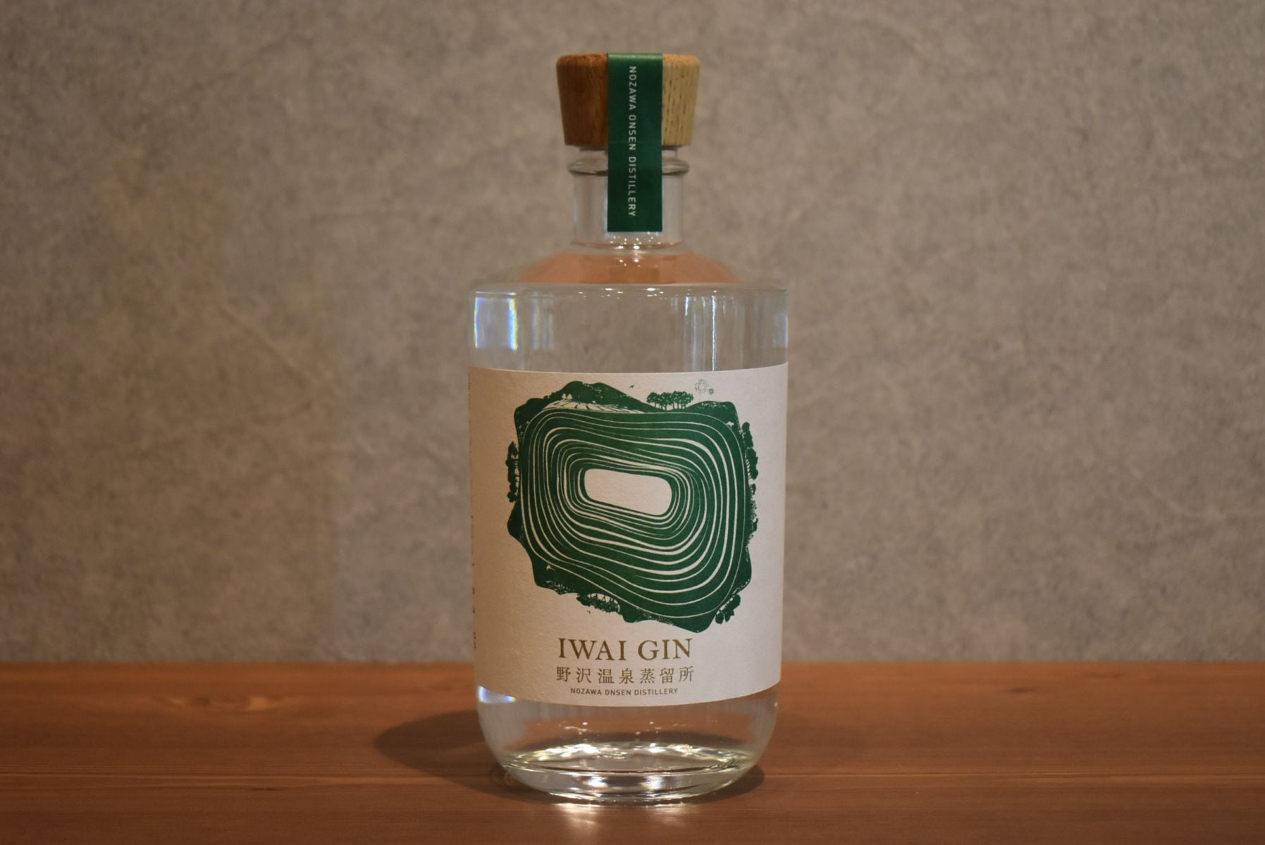 ◆ 野沢温泉蒸溜所 IWAI GIN 42.0% 500ml ◆