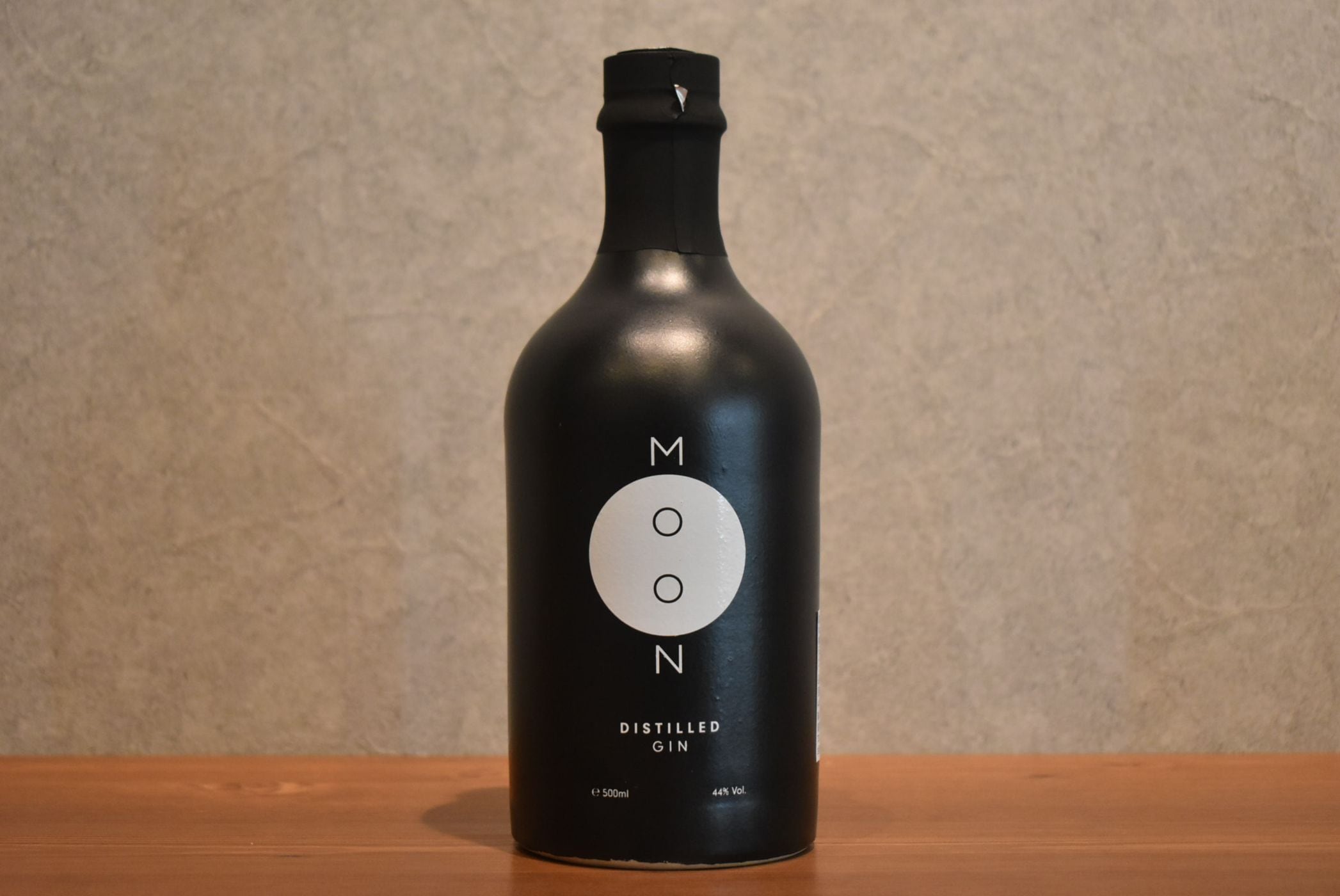 ◆ ムーンジン 正規品 44.0% 500ml ◆