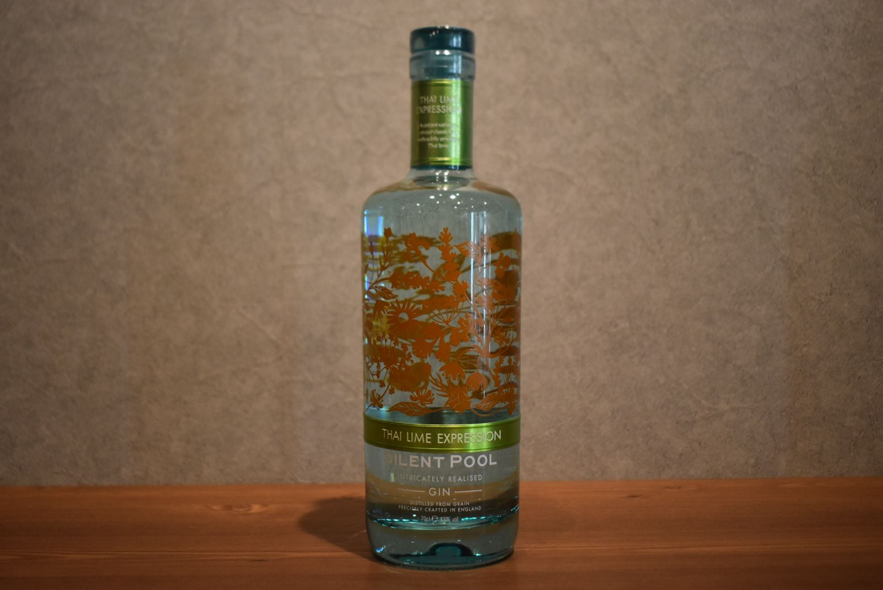 ◆ サイレントプール ジン タイライム・エクスプレッション 正規品 43.0% 700ml ◆