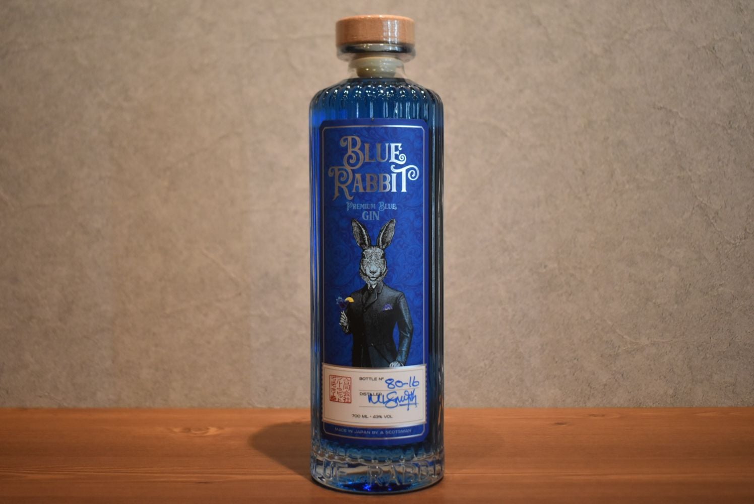 ◆ Blue Rabbit Distillery Premium Blue Gin プレミアムブルージン 43.0％ 700ml ◆