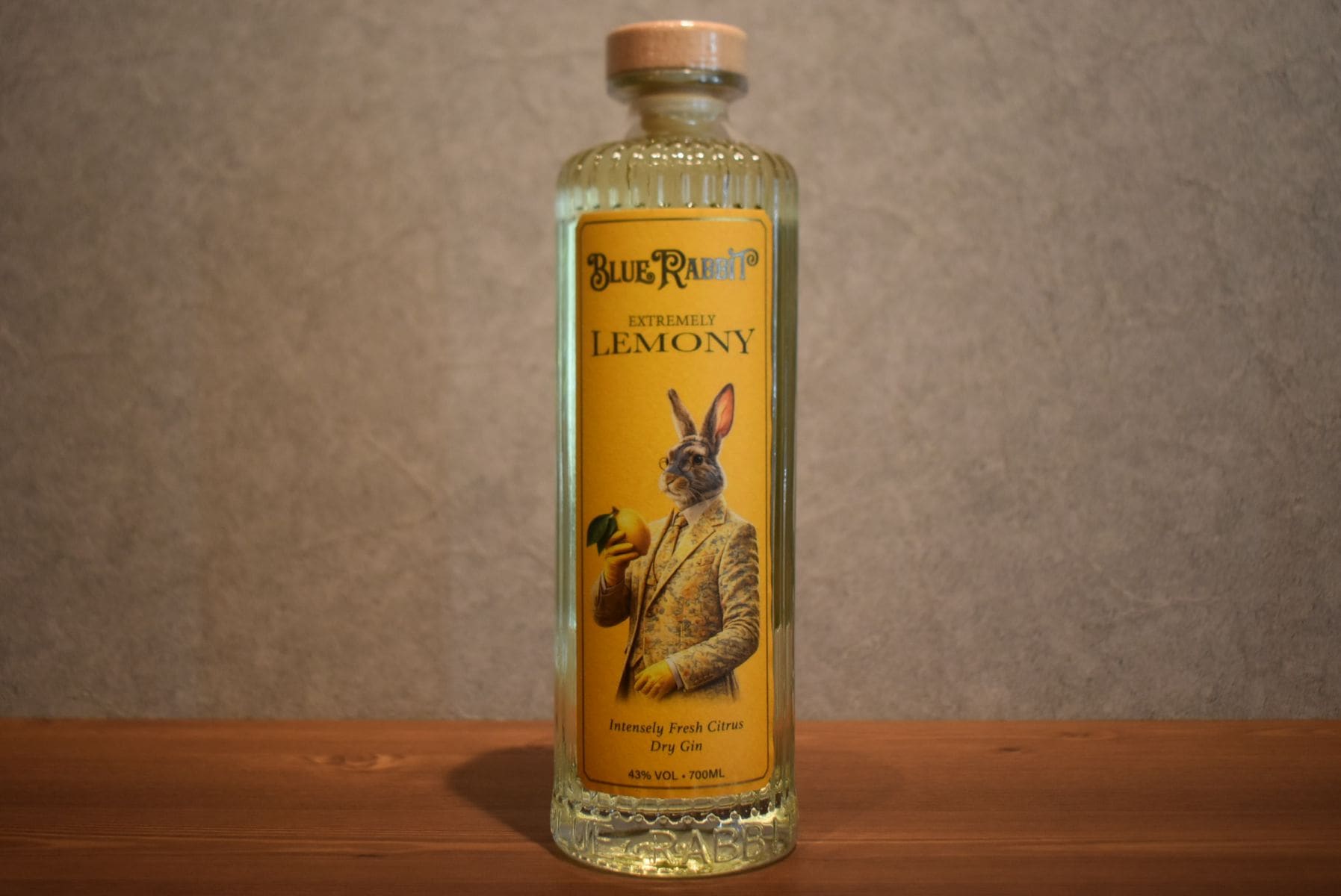 ◆ Blue Rabbit Distillery Extremely Lemony Gin エクストリームリーレモニージン 43.0％ 700ml ◆