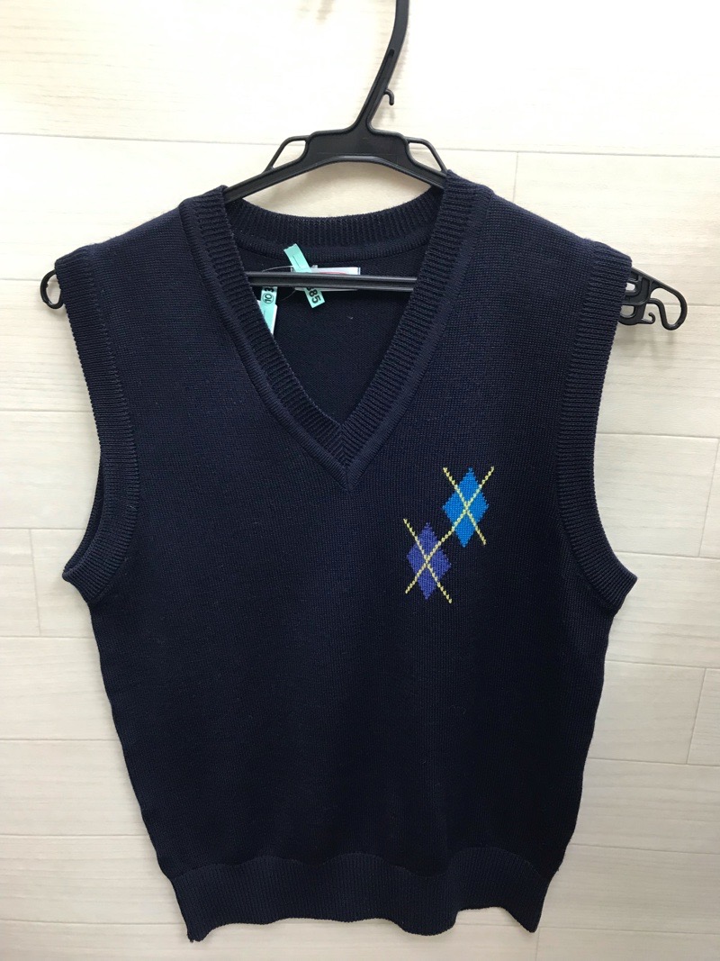 神奈川県　聖セシリア女子中学校・高等学校　ニットベスト　【0210385】