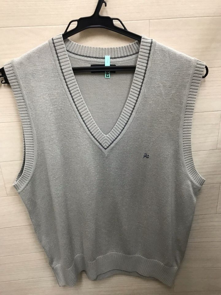 神奈川県　向上高校　ニットベスト　【0210542】