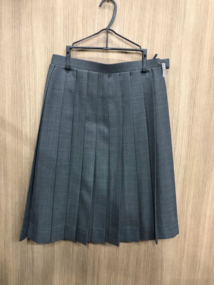 神奈川県　愛川中学校　スカート　(冬)　旧デザイン【0303575】