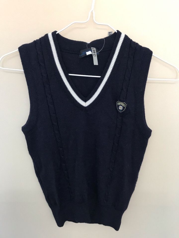 神奈川県　相模女子大学小学部　ニットベスト　【0303467】