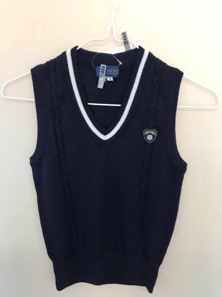 神奈川県　相模女子大学小学部　ニットベスト　【0303468】