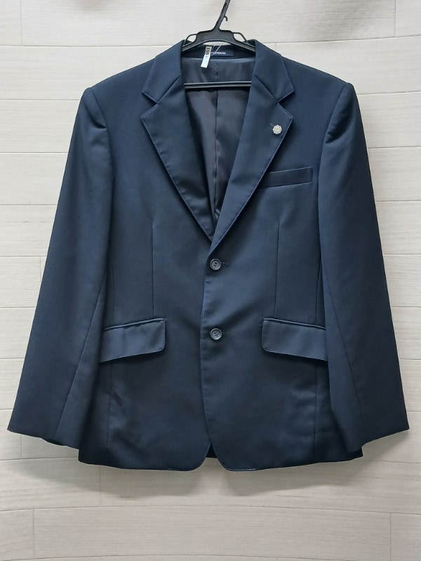 神奈川県　伊勢原高校　男子ブレザー（校章付）　【0304651】