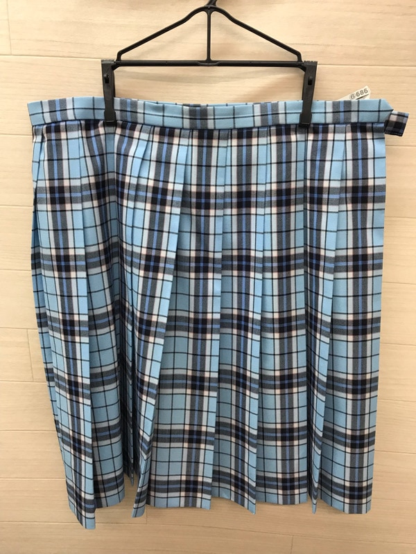 クラーク記念国際高等学校 夏用スカート 制服紹介 | クラーク記念国際高等学校