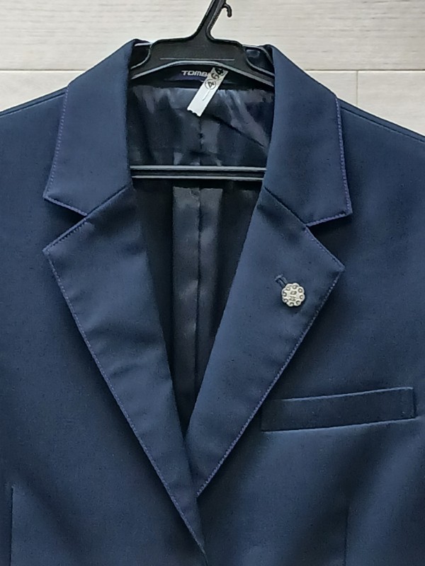 神奈川県　伊勢原高校　女子ブレザー（校章付）　【0304646】