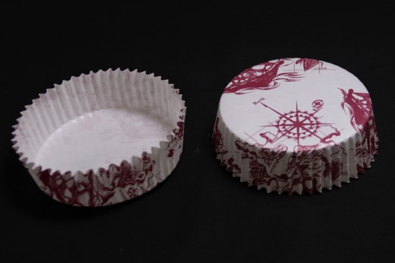 海外紙物　赤色　星柄　ミルクキャップ 大量　1本　丸ごと　ラスト 海外紙物 赤色 星柄 ミルクキャップ 大量 1本 丸ごと ラスト