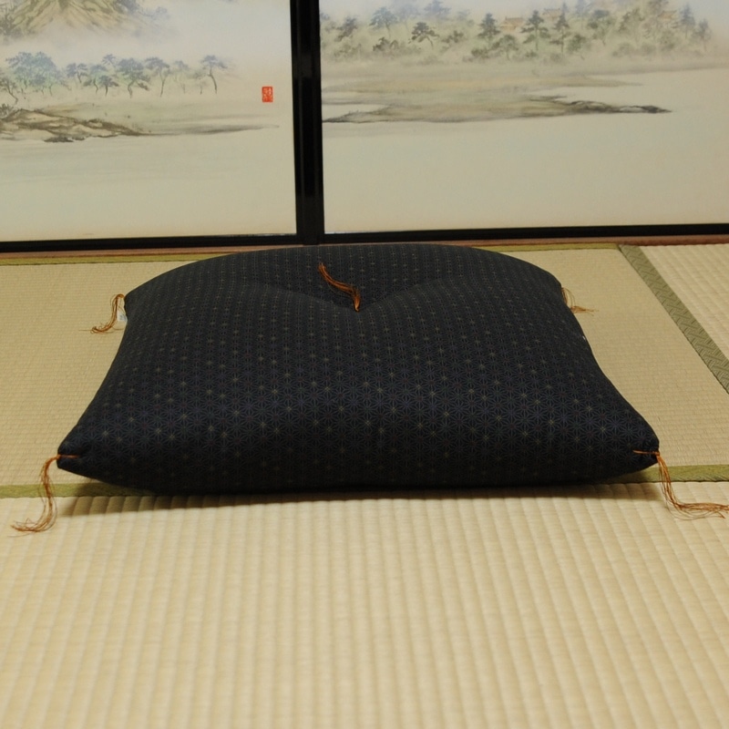 魅力的な価格 座布団 あさもよう 座布団 京都 | | 座布団 | （くろいろ） 黒色 ラグ・カーペット