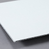 資料保護用段ボール　（アルカリバッファ紙）　アーカイバルボード