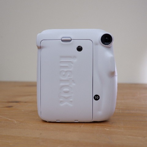 FUJIFILM/�ե��ե���� instax mini 11 ������/ICE WHITE