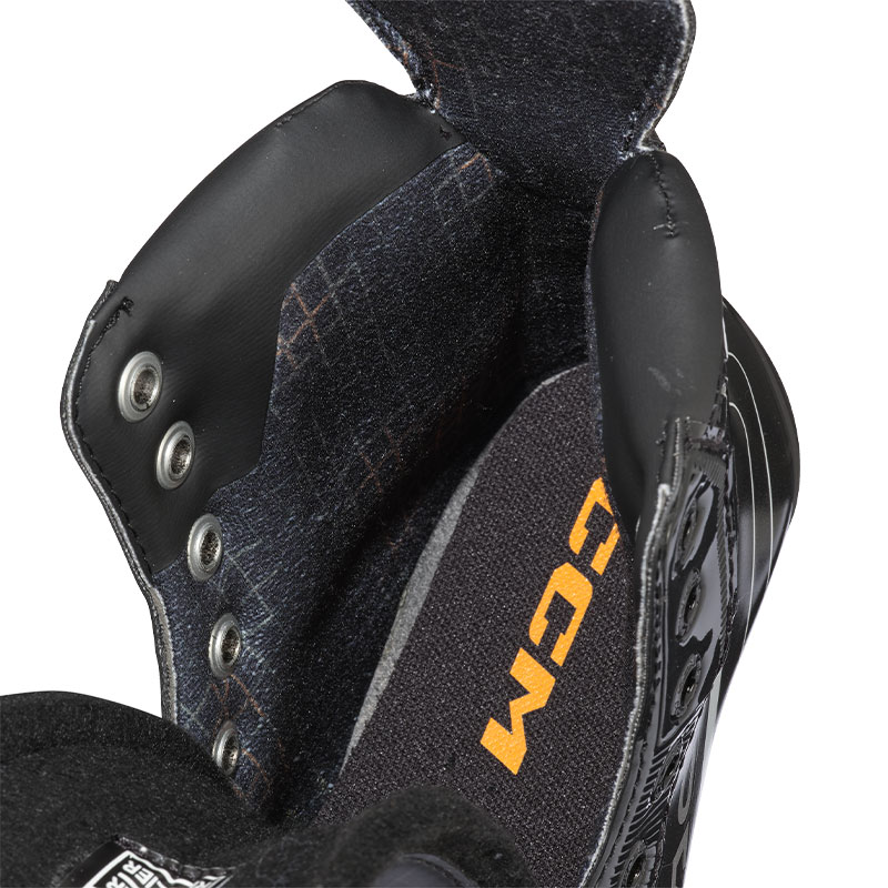 CCM スケート靴 タックス XR70 ジュニア アイスホッケー