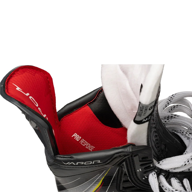 送料無料】BAUER スケート靴 S25 ベイパー FLYPRO シニア アイス